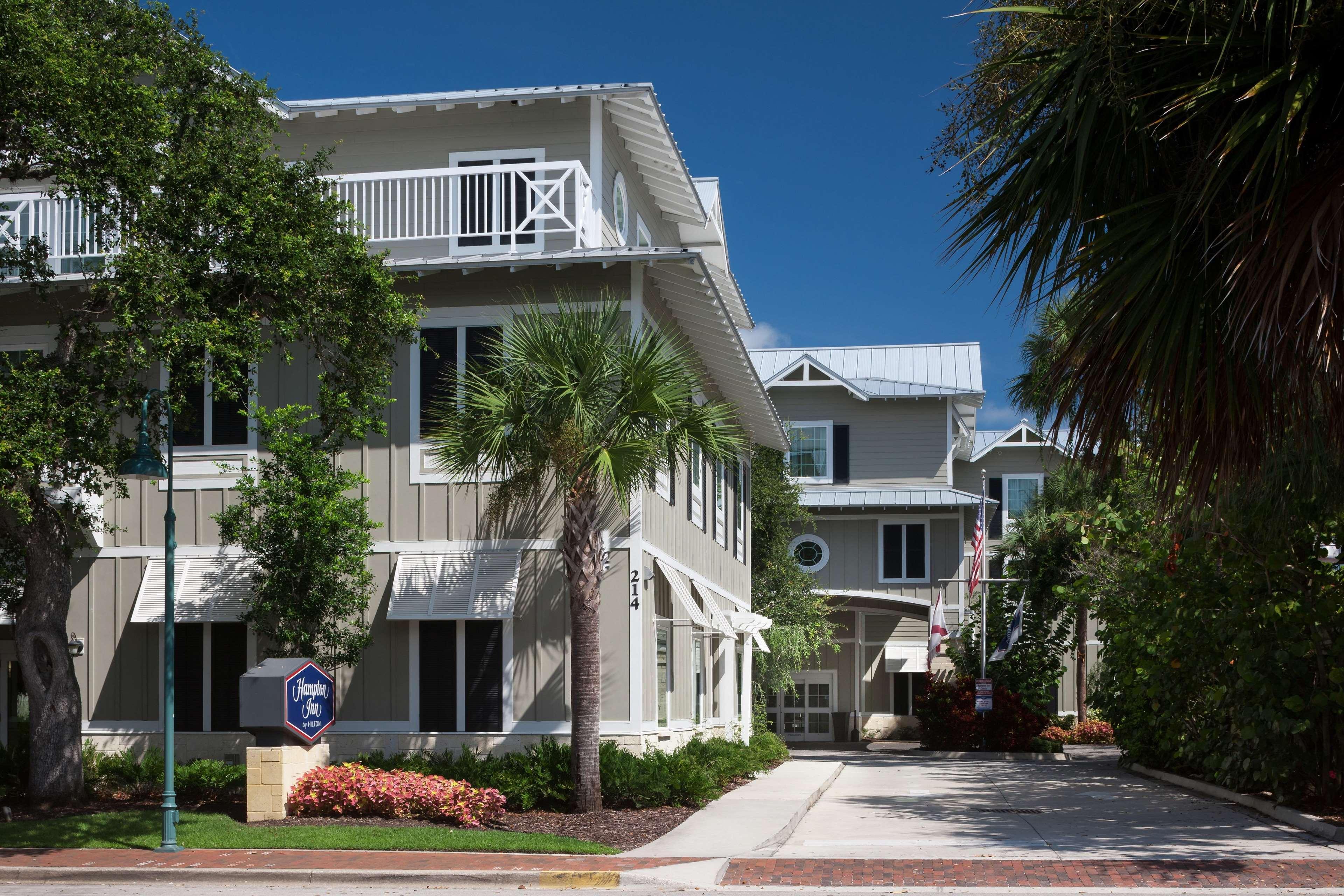 Hampton Inn New Smyrna Beach Exterior photo